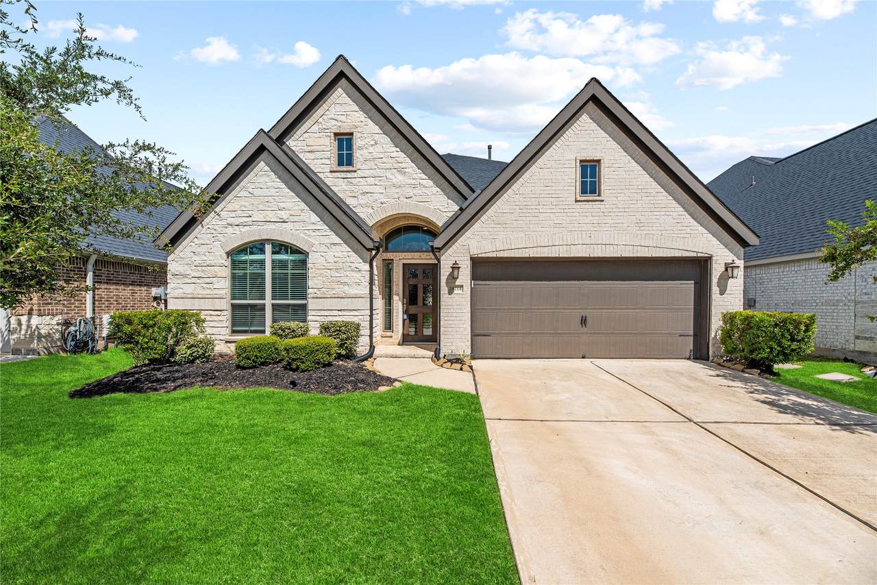 28714 Wildthorne Court - Photo 1