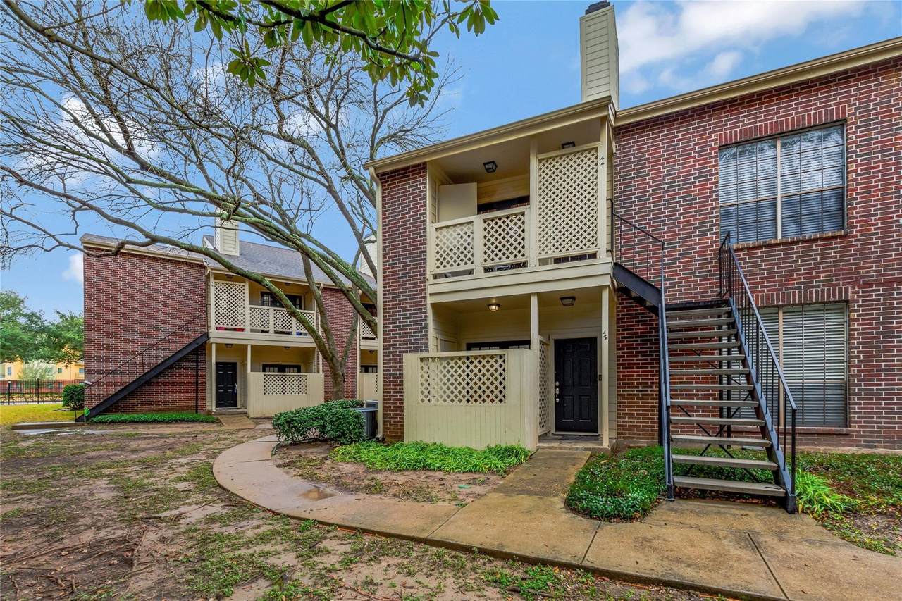 8055 Cambridge Street - Photo 1