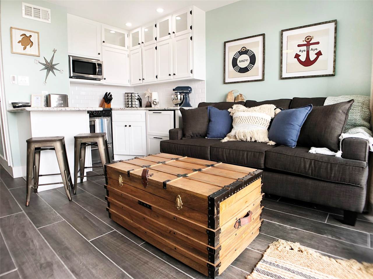 6102 Seawall Boulevard - Photo 1