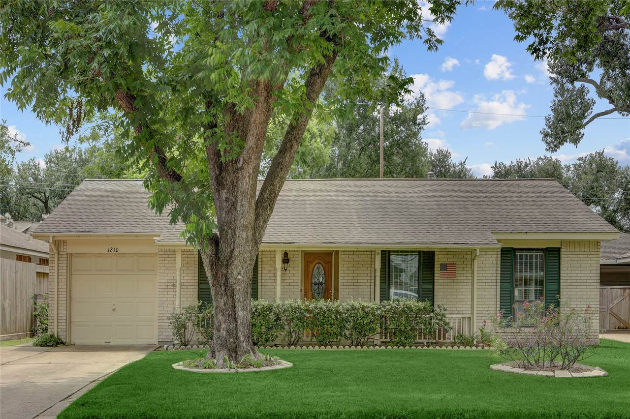 1810 Locksford Street - Photo 1