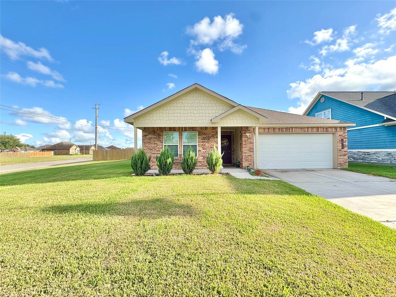 1010 Starfish Drive - Photo 1