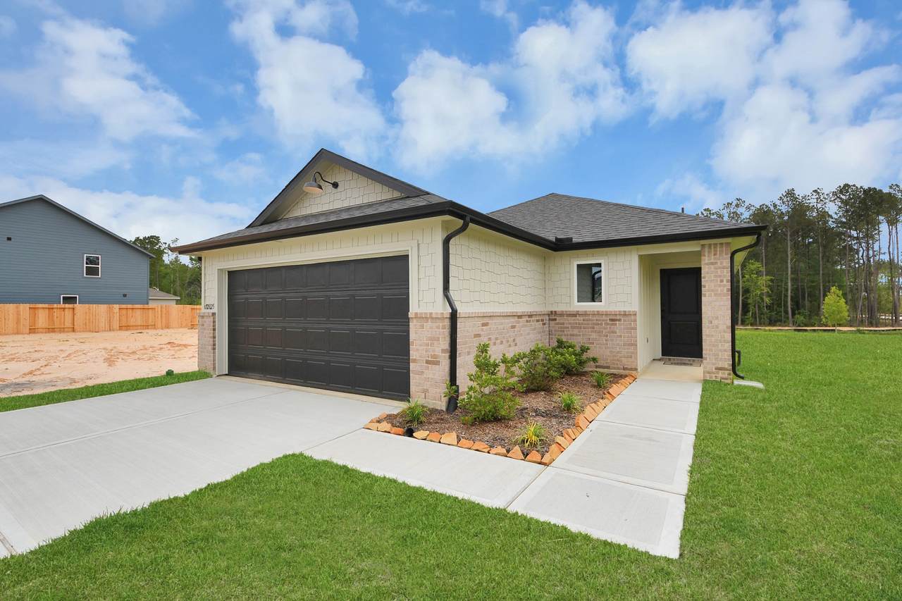 12825 Naval Drive - Photo 1