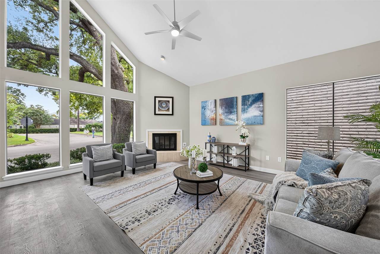 9592 Doliver Drive - Photo 1