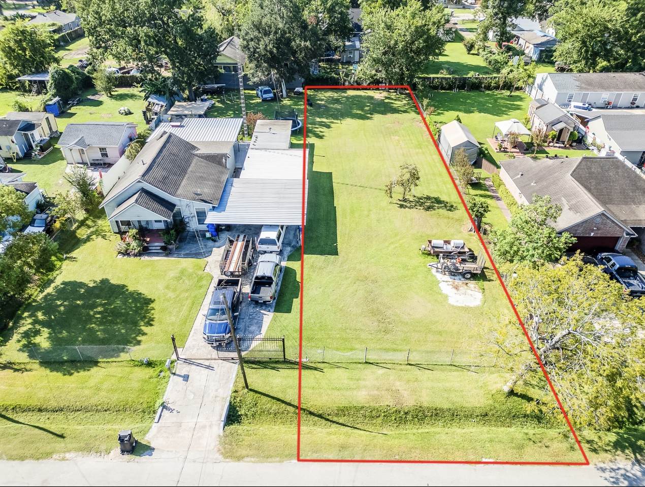 714 Apache Street - Photo 1