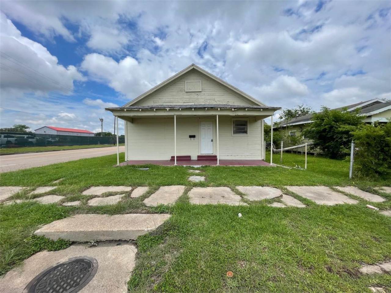 501 14th Street - Photo 1
