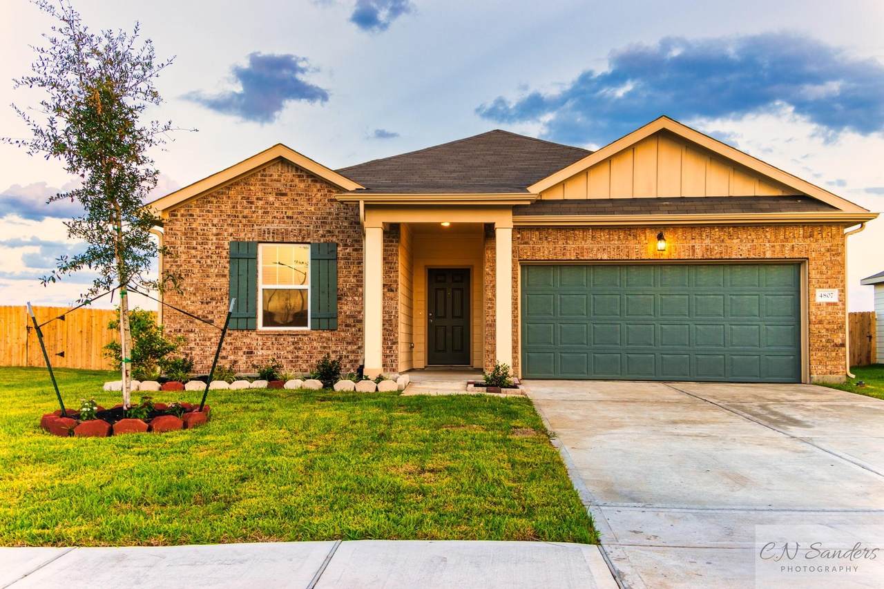 4807 Highland Springs Drive - Photo 1