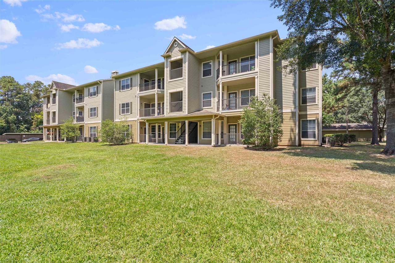 2400-826 Spring Rain Drive - Photo 1