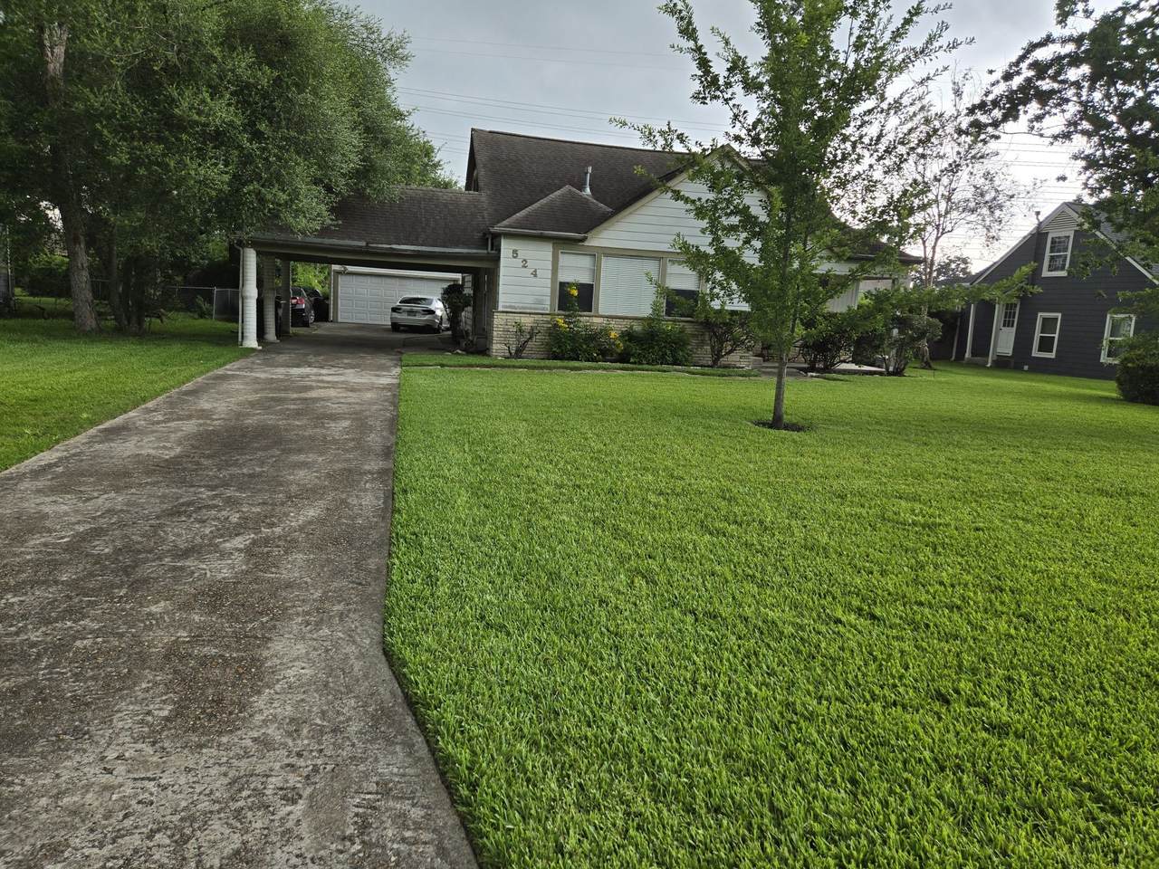 524 34th Street - Photo 1