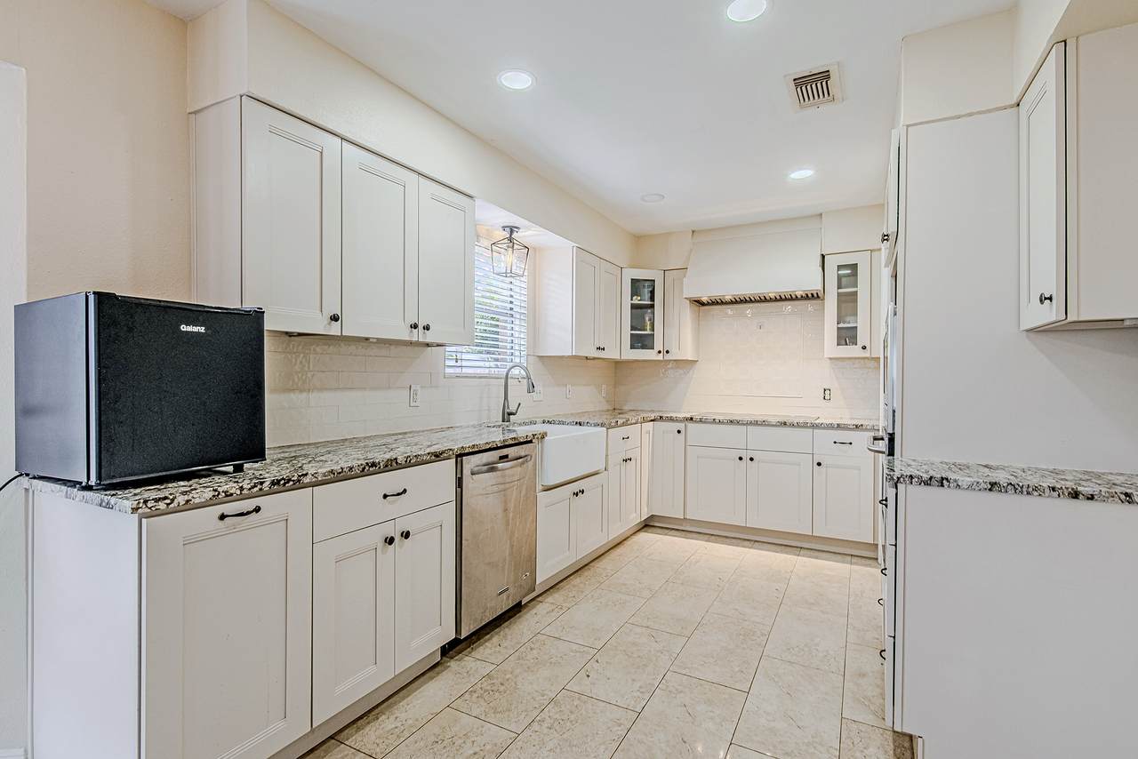 17811 Hawk Haven Lane - Photo 1