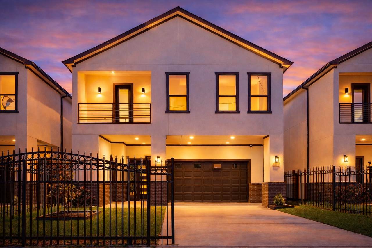 2321 Tuam Street - Photo 1