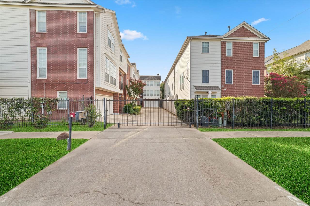 2256 La Branch Street - Photo 1