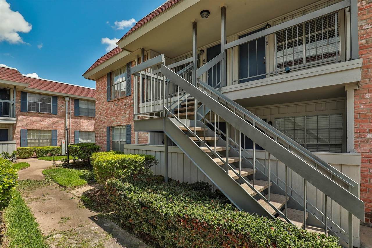 2350 Bering Drive - Photo 1