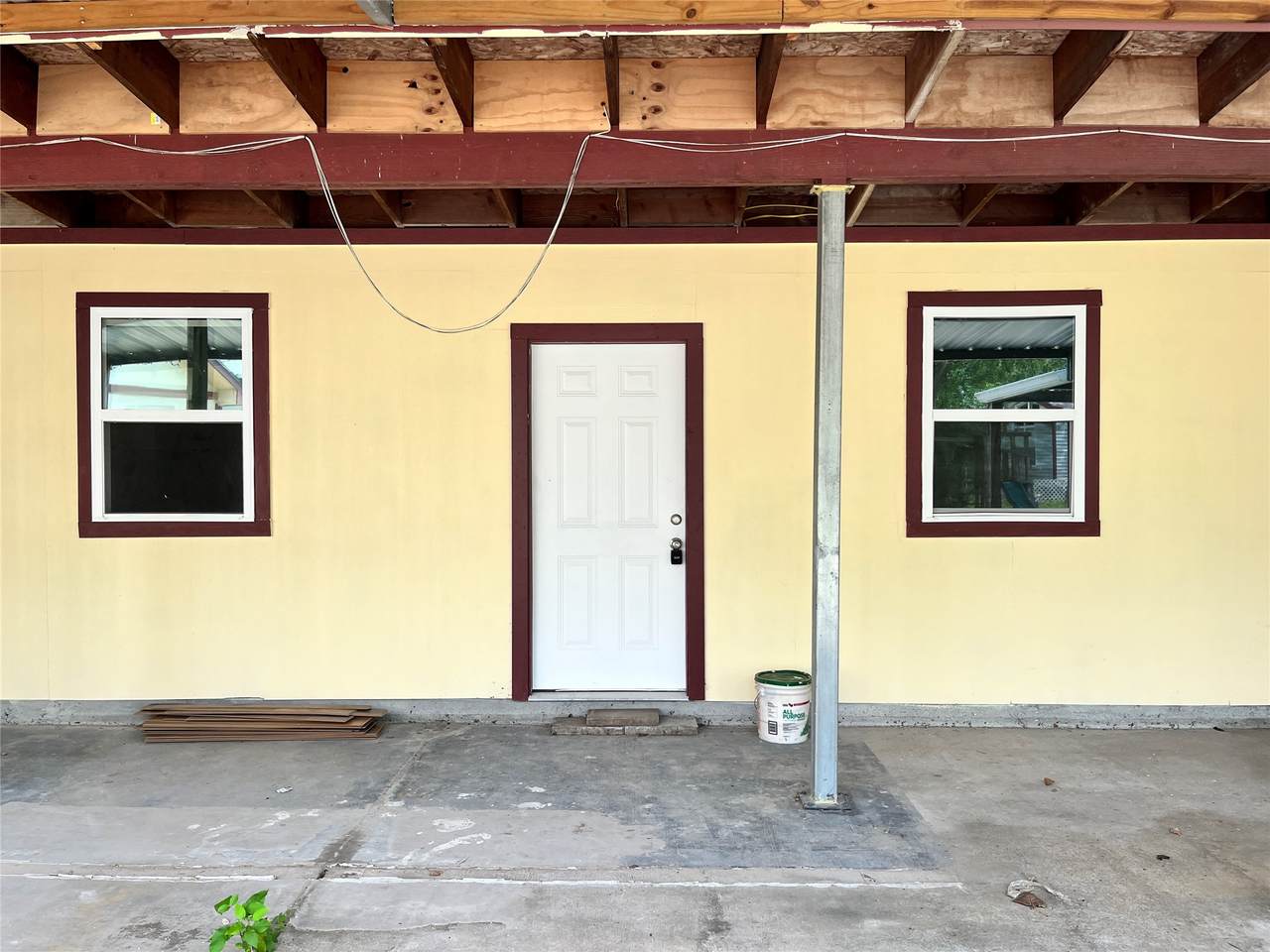 5104 39th Street - Photo 1