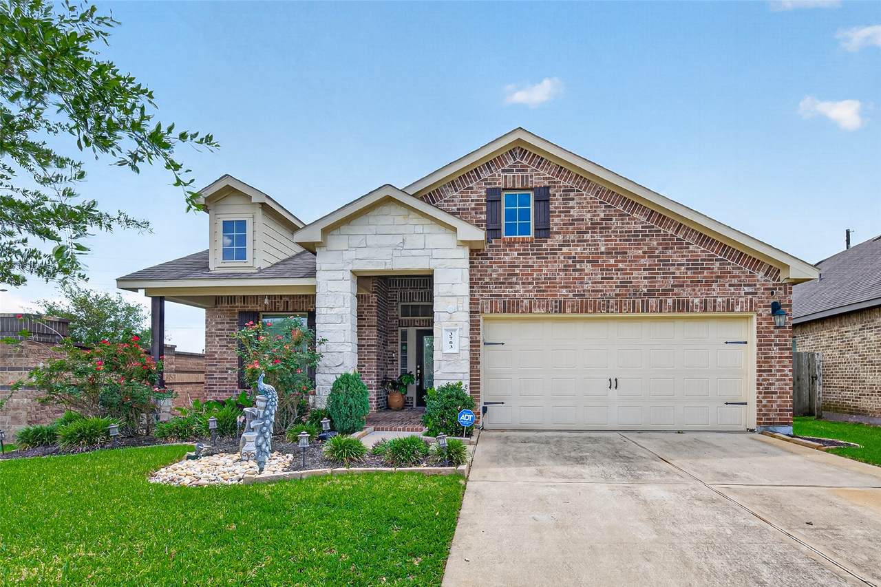 3703 Daintree Park Drive - Photo 1