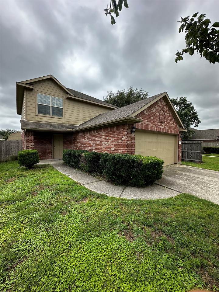 4330 Sprangletop Avenue - Photo 1