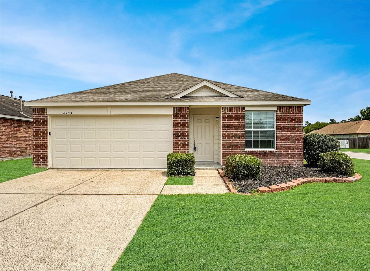 4935 Winding View Lane - Photo 1