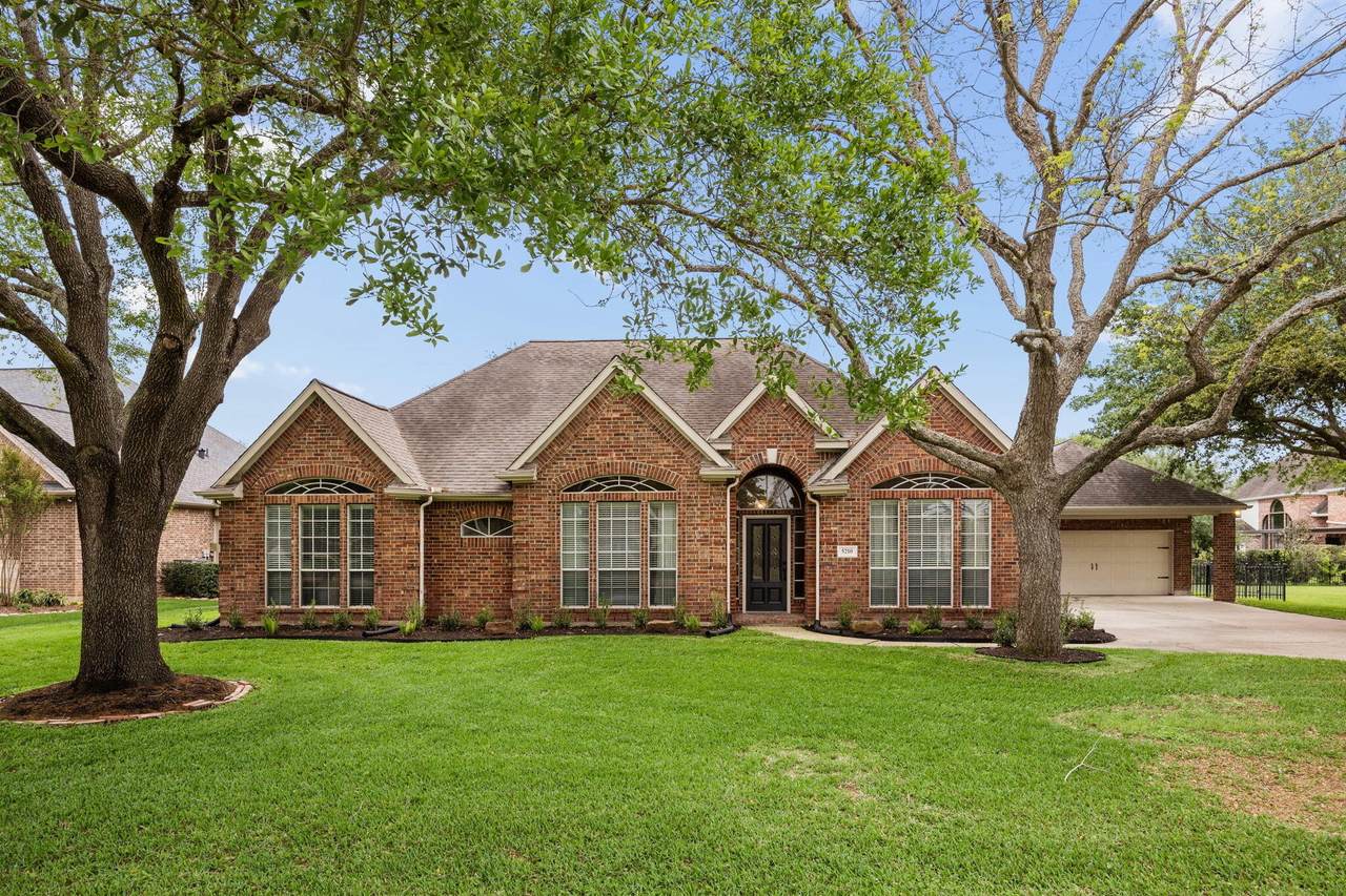5210 Weston Drive - Photo 1
