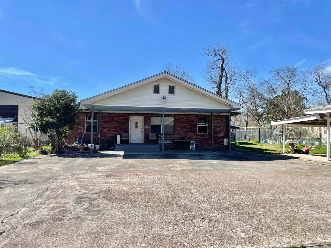 1825 Isom Street - Photo 1