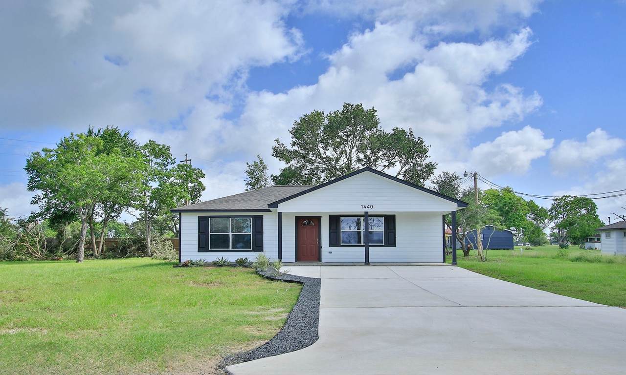 1440 Shepherd Street - Photo 1