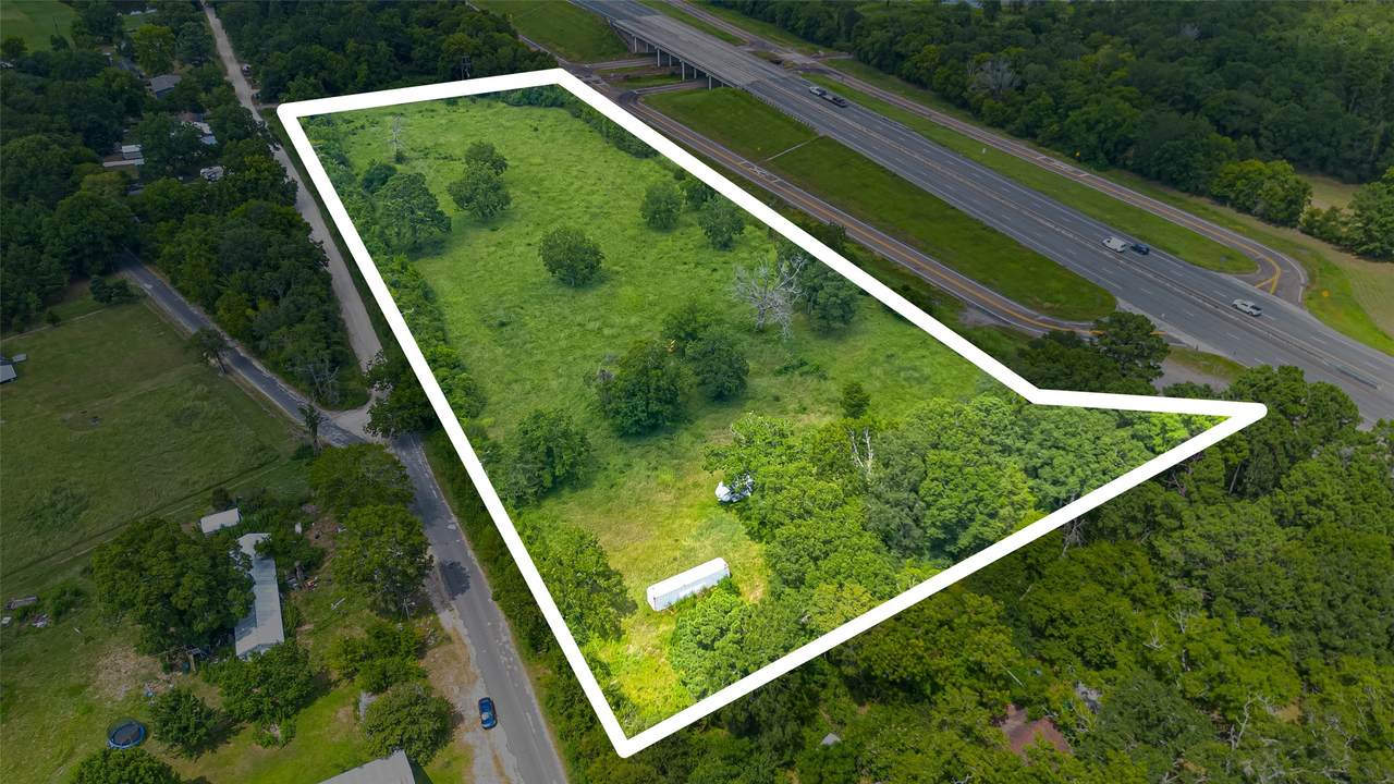 14132 Old Highway 35 - Photo 1