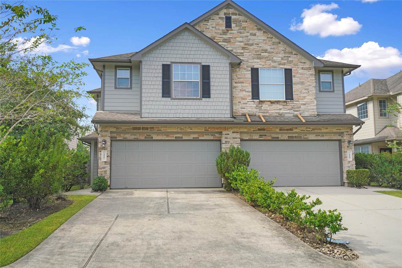 211 Bloomhill Place - Photo 1