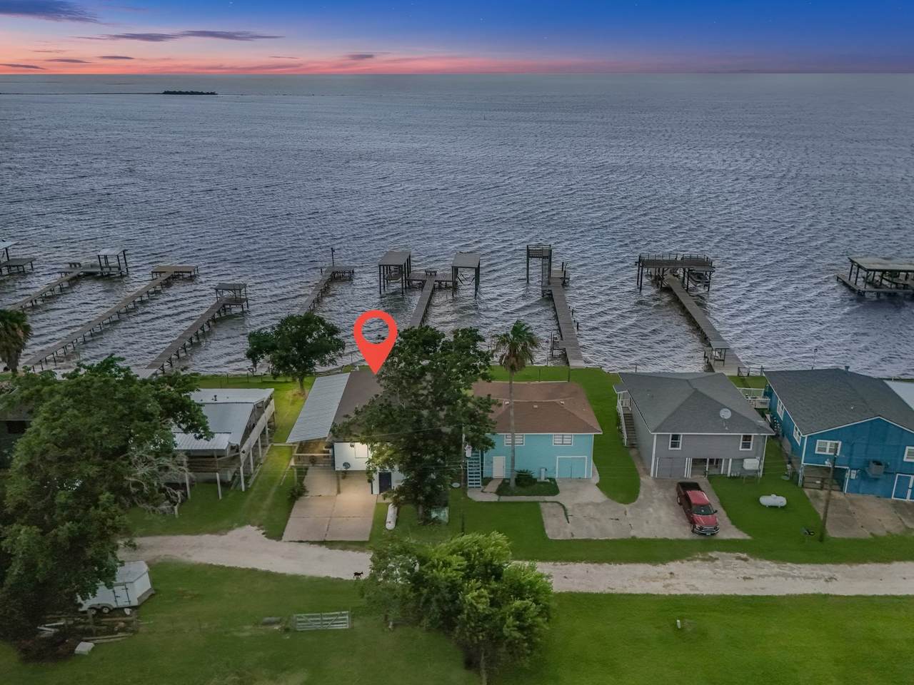 211 Captains Road - Photo 1