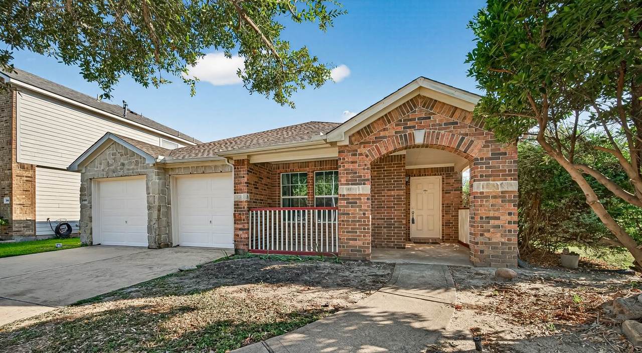 24615 Amberleaf - Photo 1