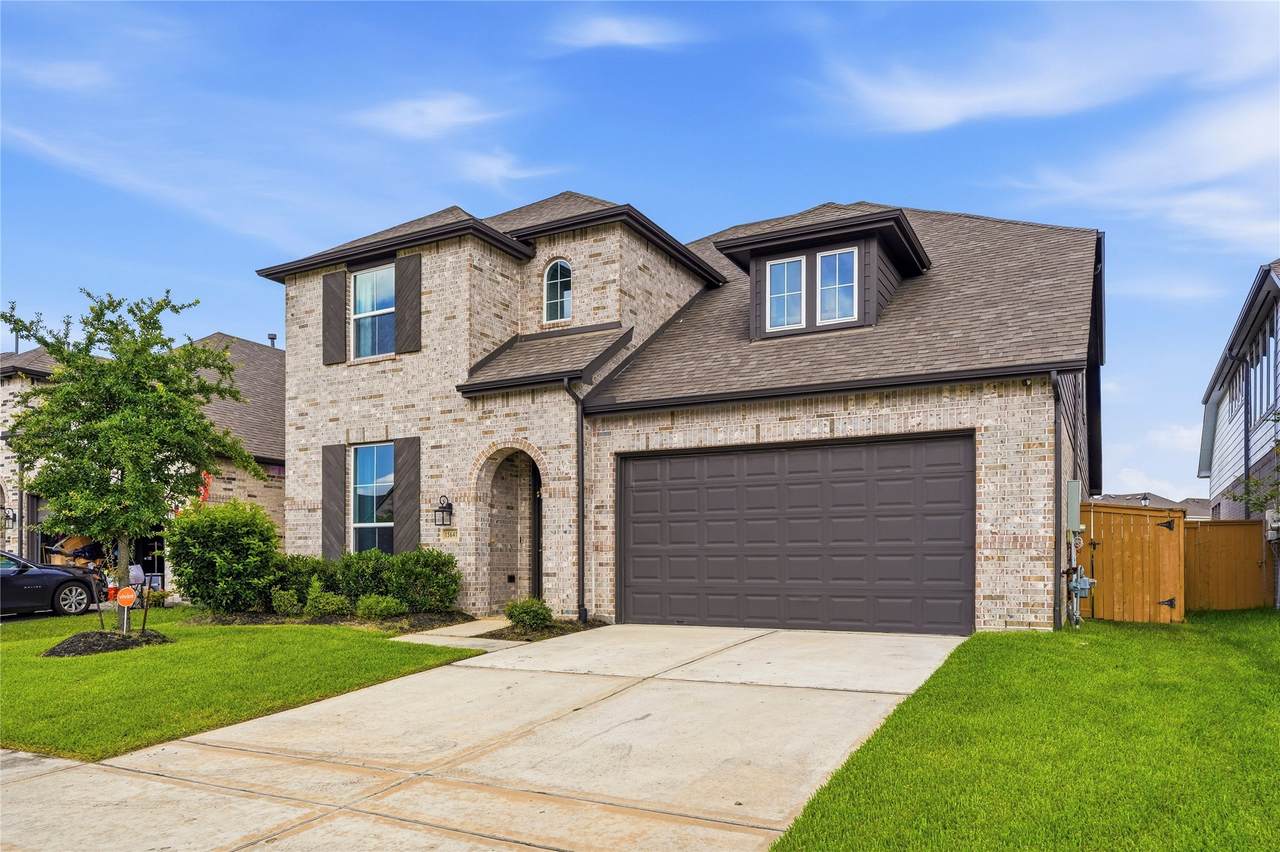 15647 Roscobie Park Drive - Photo 1