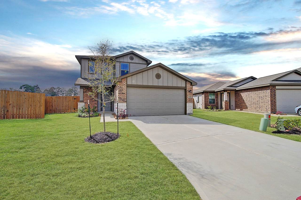 16715 Twisted Pines Drive - Photo 1