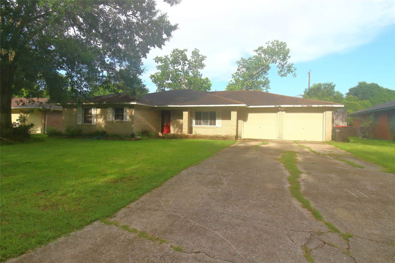 1800 Richardson Lane - Photo 1