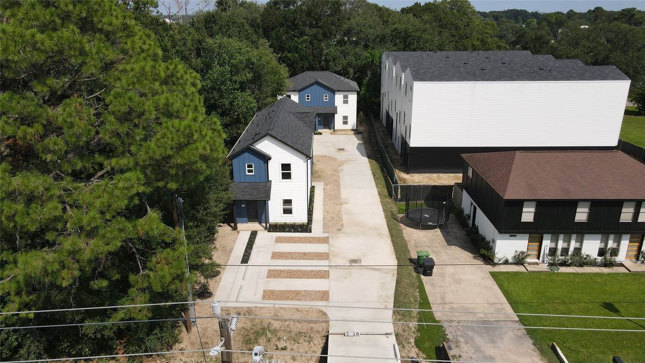 9441 Radio Road - Photo 1