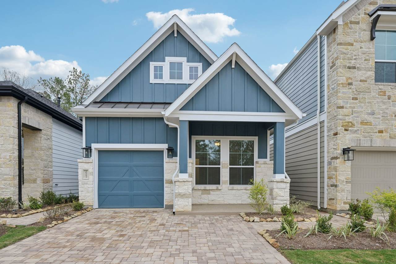 26253 Outrider Banks Circle - Photo 1