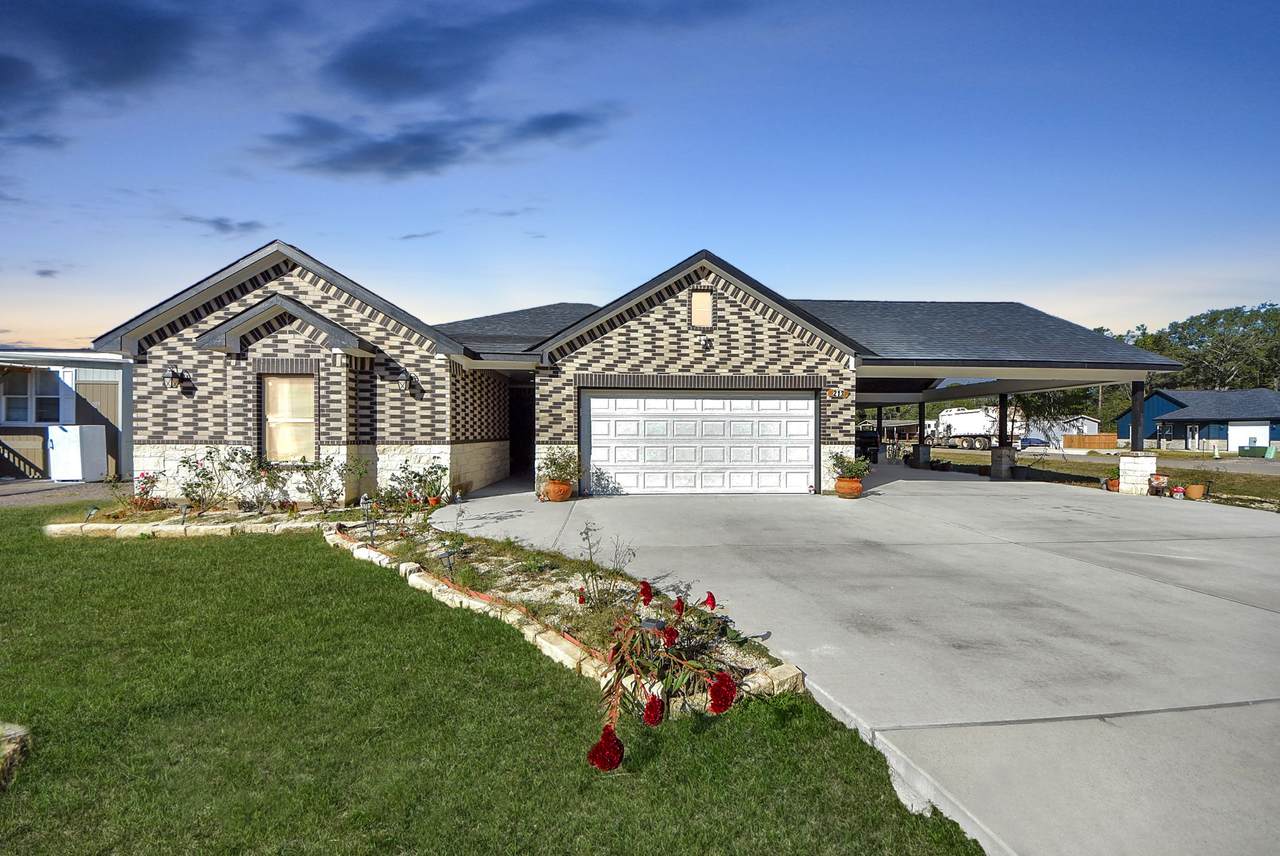 213 Newman Court - Photo 1