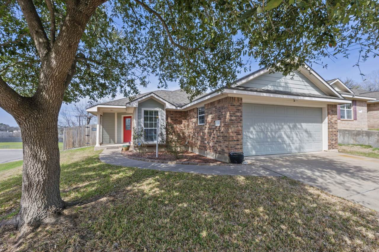 501 Riggs Street - Photo 1