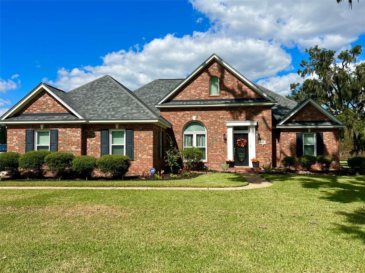 150 Cornelia Lane - Photo 1