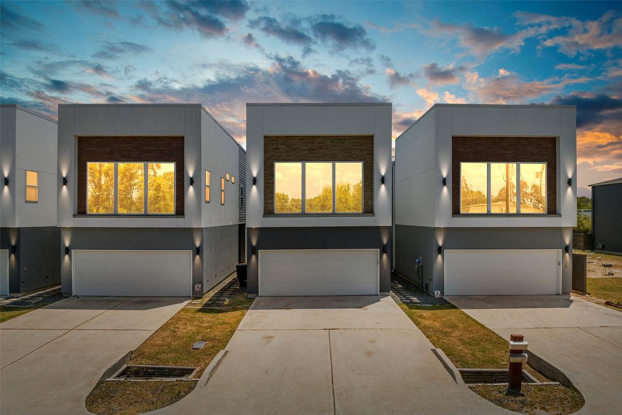 6533 Castlebay Drive - Photo 1