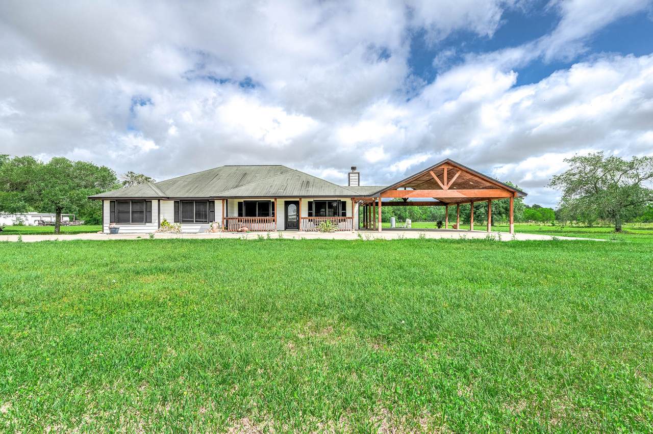 1095 County Road 423 - Photo 1