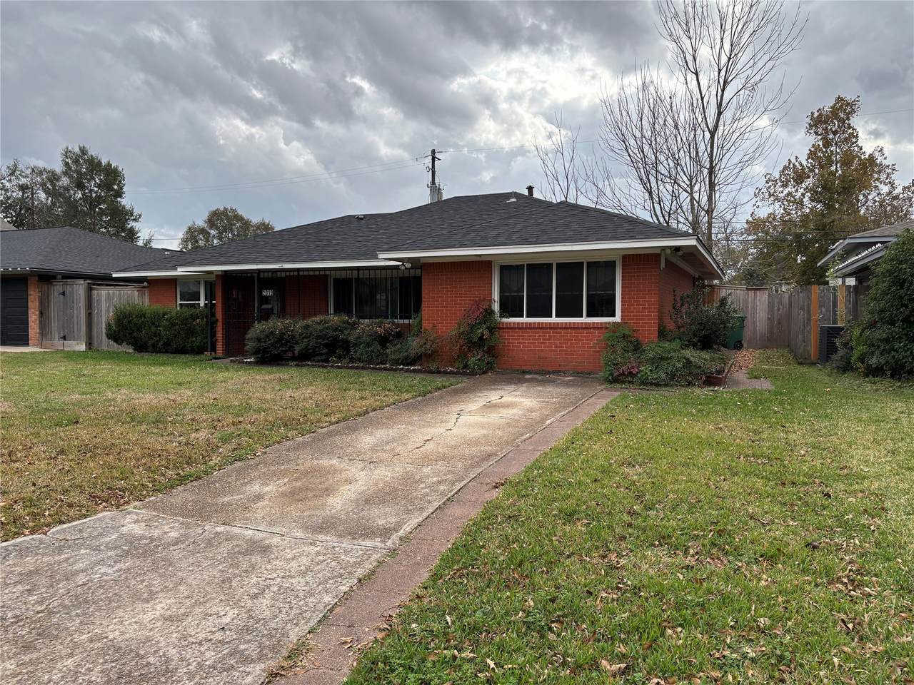 2019 Chantilly Lane - Photo 1