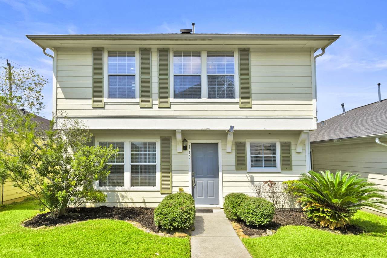 1583 Nichole Woods Drive - Photo 1