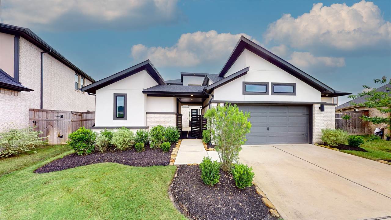 31727 Splitting Willow Way - Photo 1