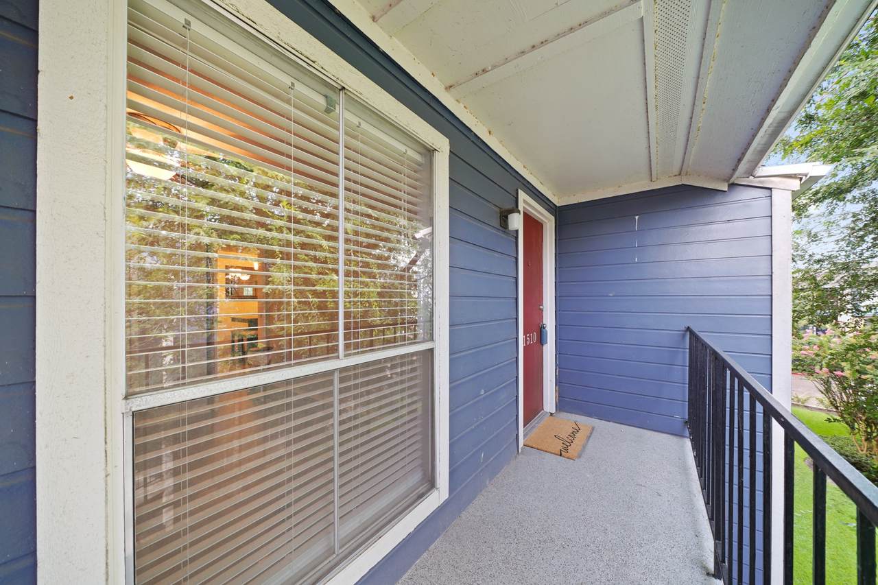 18519 Egret Bay Boulevard - Photo 1