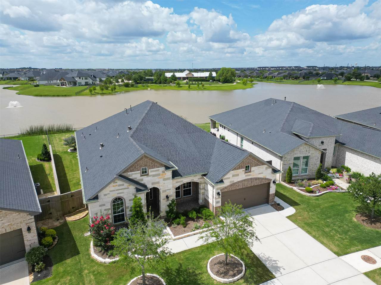 28929 Autumn Shore Drive - Photo 1