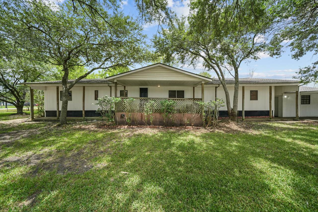 3932 Allen Road - Photo 1