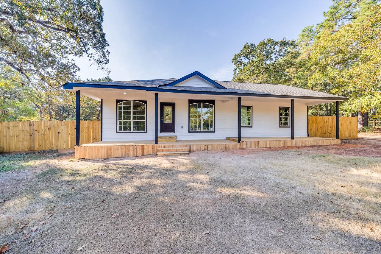 24759 Country Oaks Boulevard - Photo 1