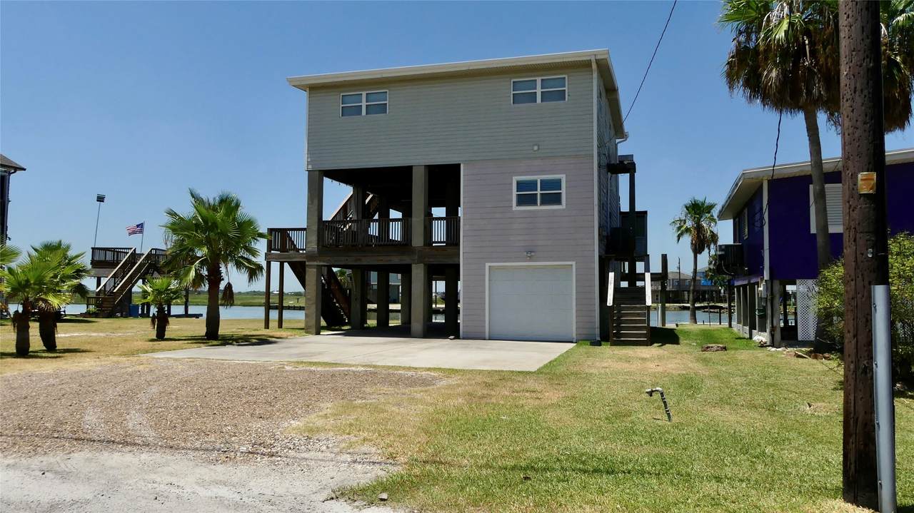 58 Lakeside Drive - Photo 1