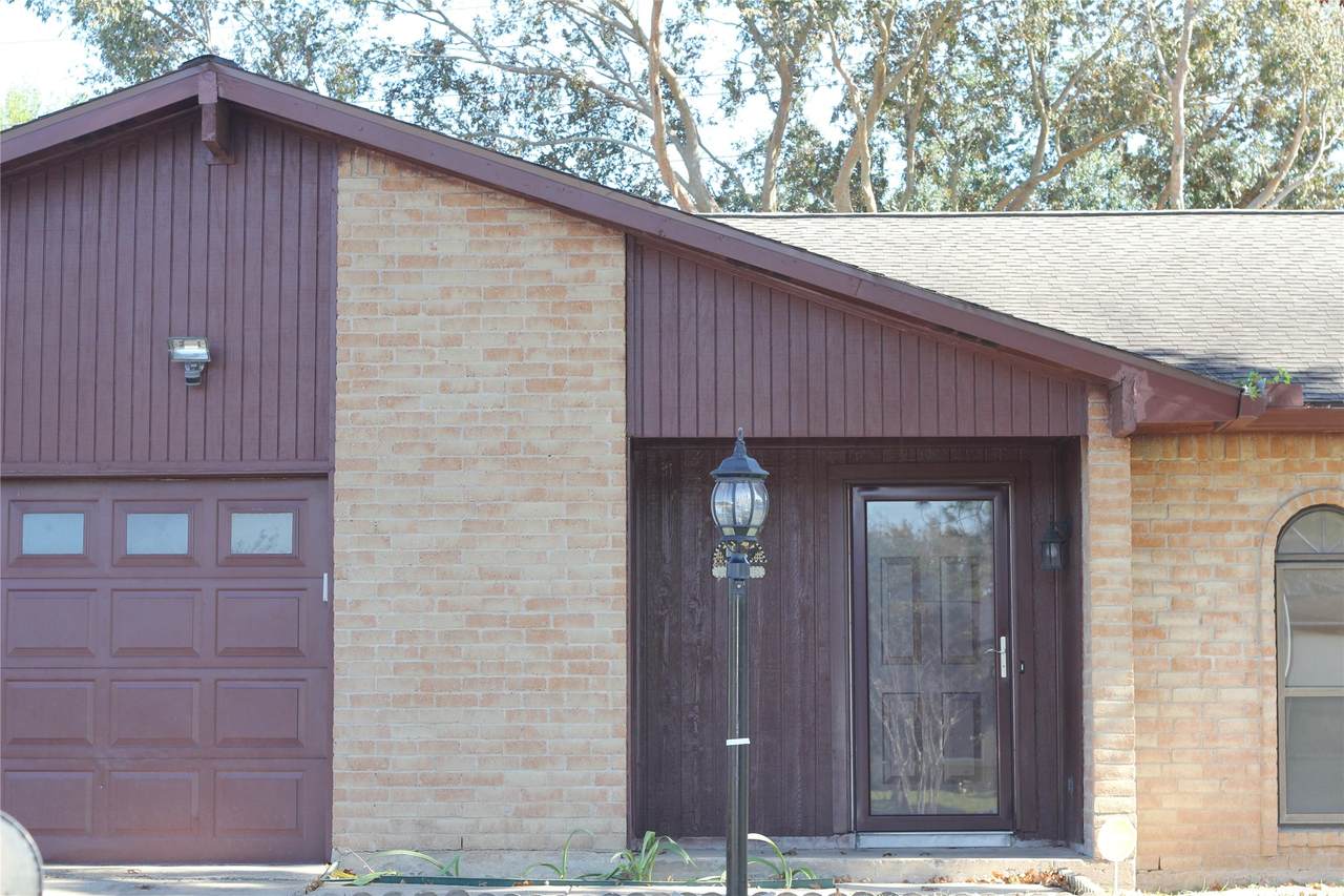 7207 Addicks Clodine Road - Photo 1