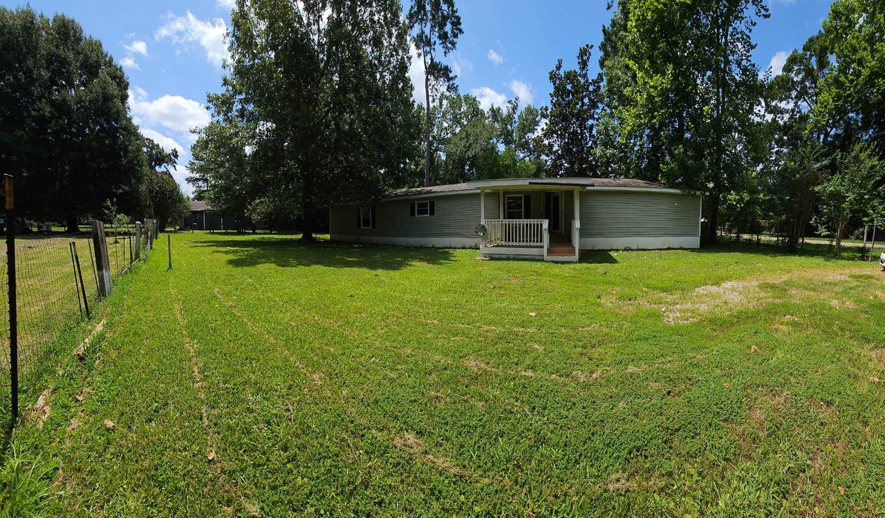 10037 Lazy Oaks Drive - Photo 1