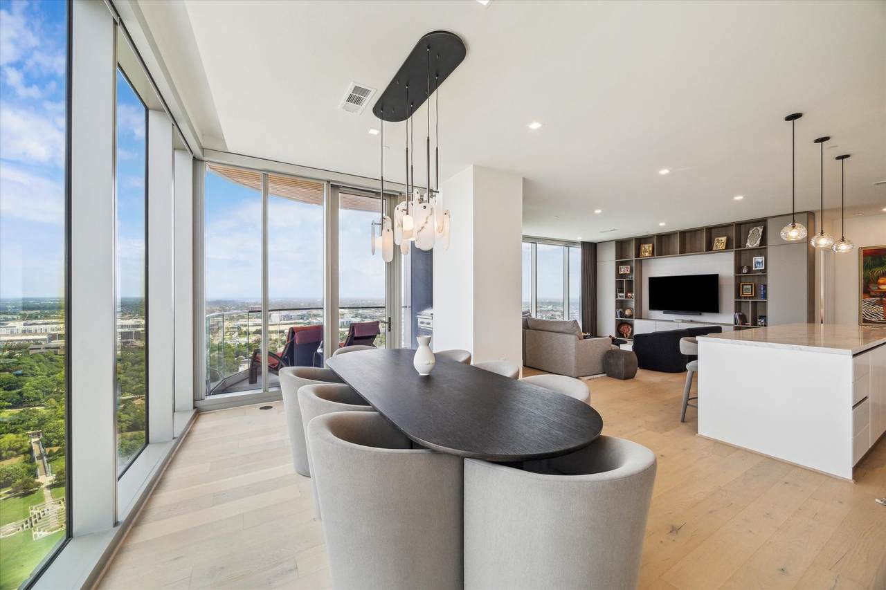 1711 Allen Parkway - Photo 1