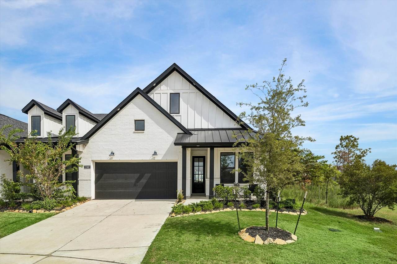 2102 Grapewood Lane - Photo 1
