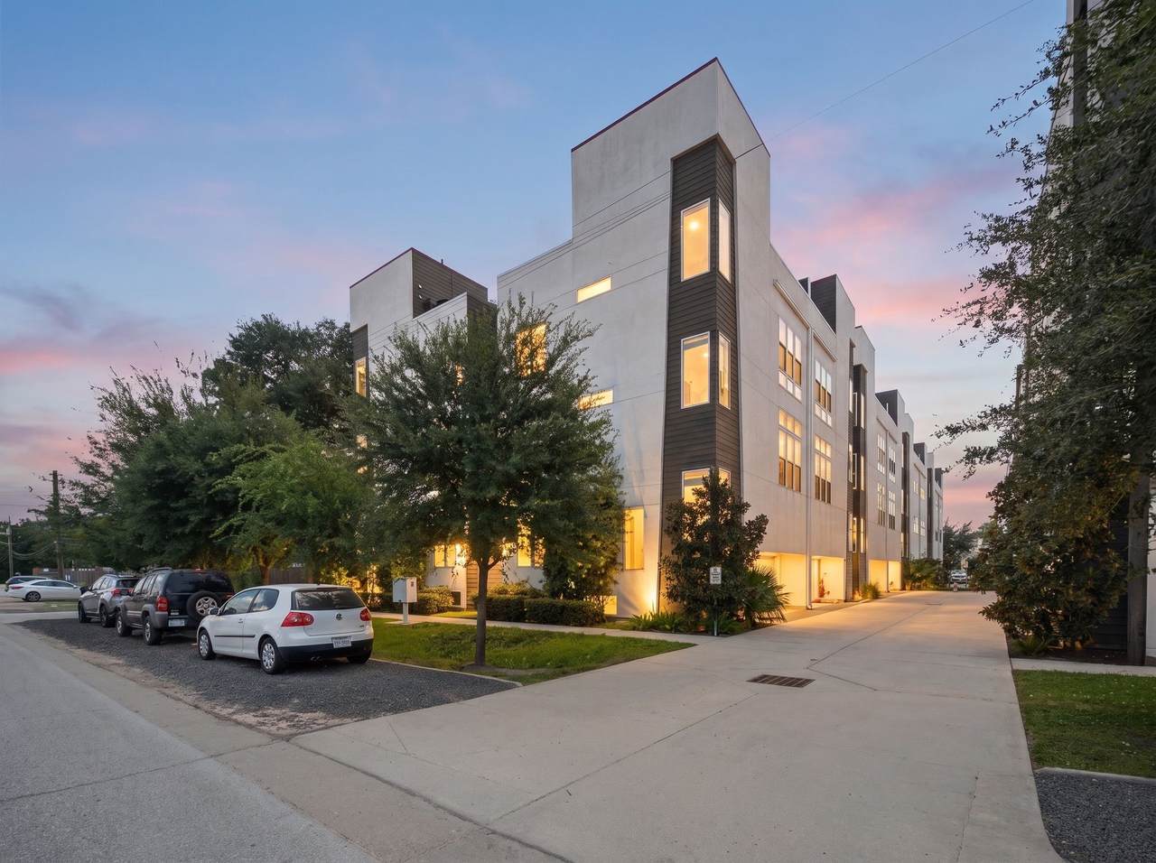 1156 19th Street - Photo 1